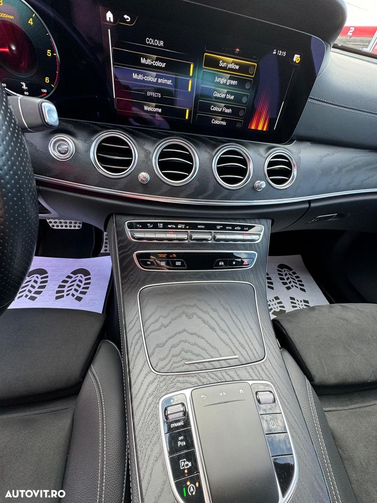Mercedes-Benz E 220 d T 9G-TRONIC AMG Line - 22