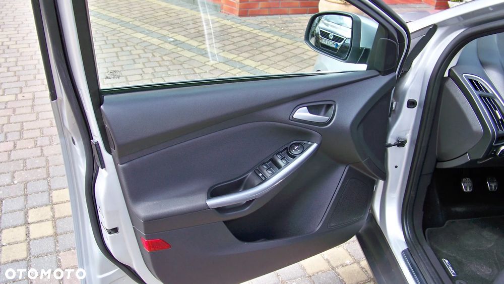 Ford Focus 1.6 TI-VCT Titanium - 14