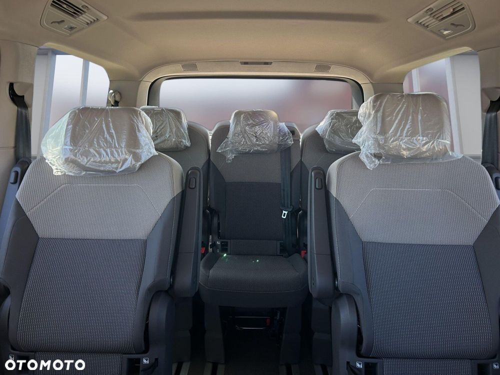 Volkswagen Multivan - 18