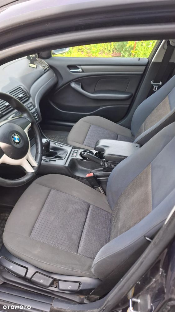 BMW Seria 3 318i - 6