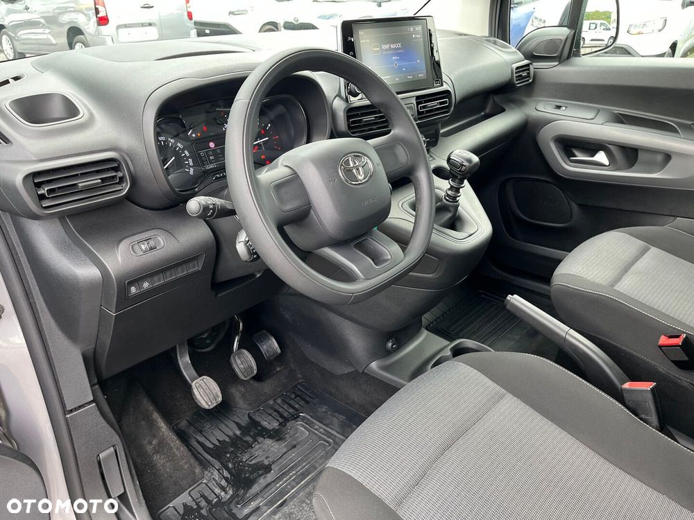 Toyota Proace City Verso 1.5 D-4D Business - 4