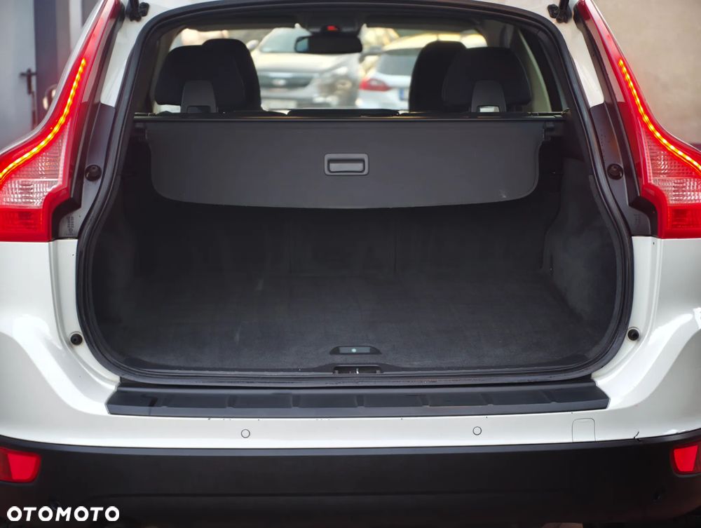 Volvo XC 60 D4 Kinetic - 12