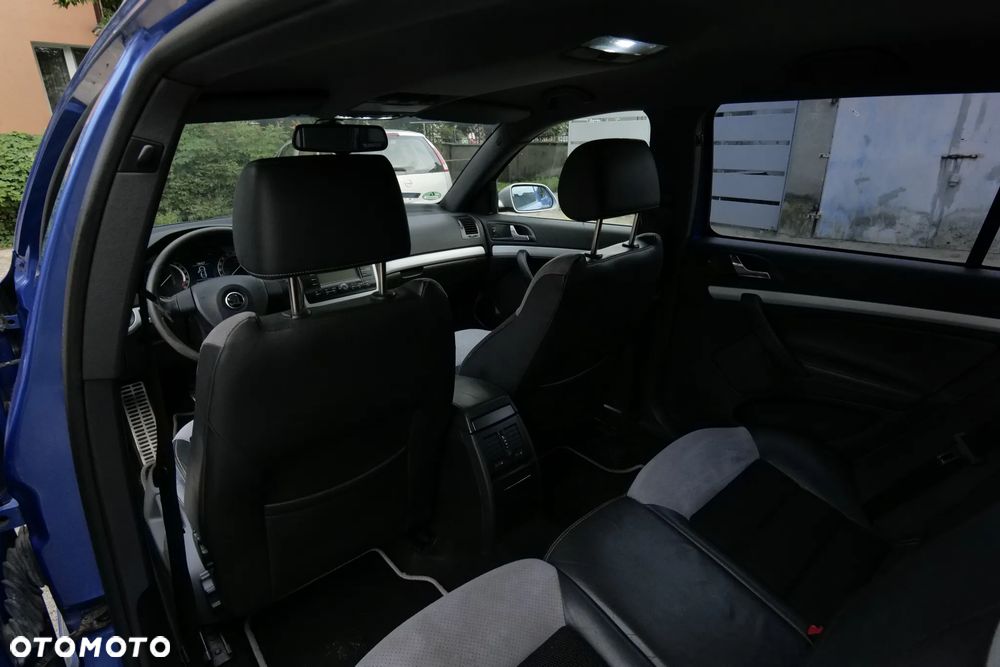 Skoda Octavia 2.0 TFSI RS - 15