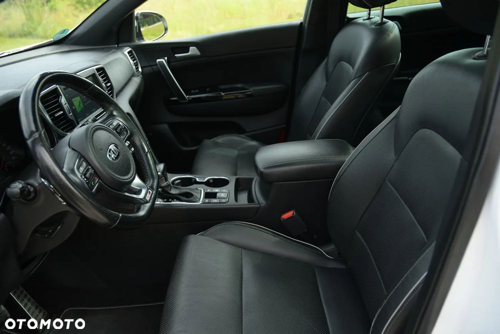 Kia Sportage 2,0 CRDI AWD GT Line - 24