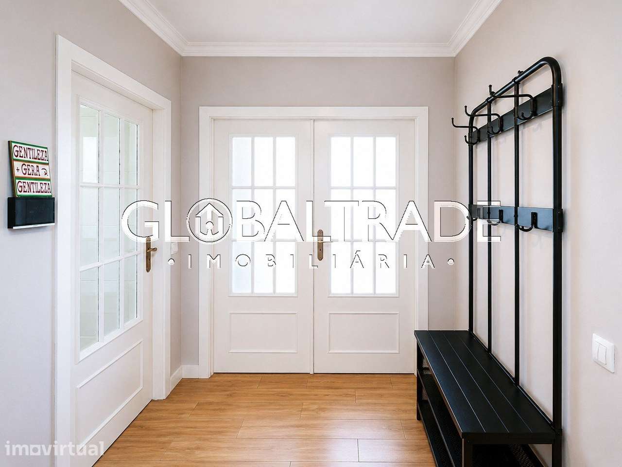Apartamento T3 Renovado em Valbom - Grande imagem: 2/55