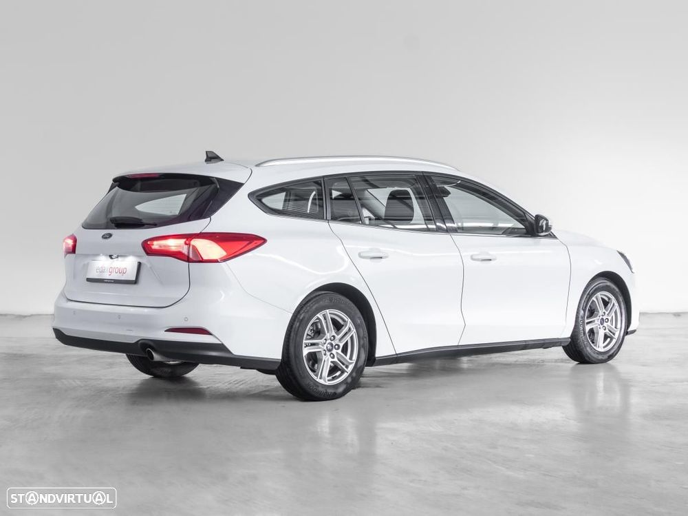 Ford Focus SW 1.5 TDCi EcoBlue Connected - 4