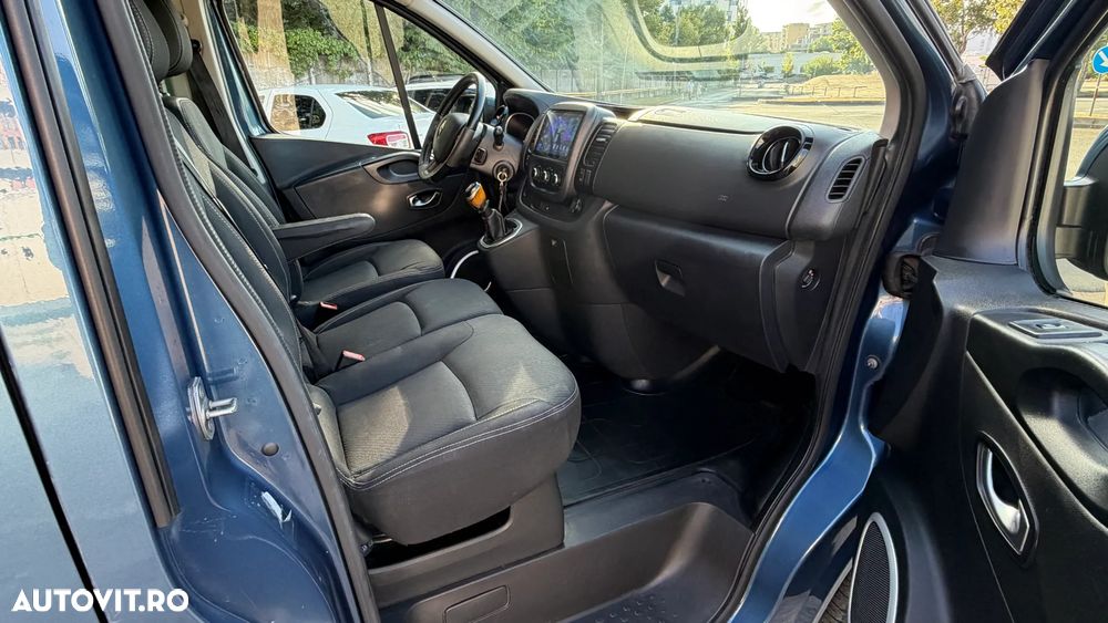 Renault Trafic - 12