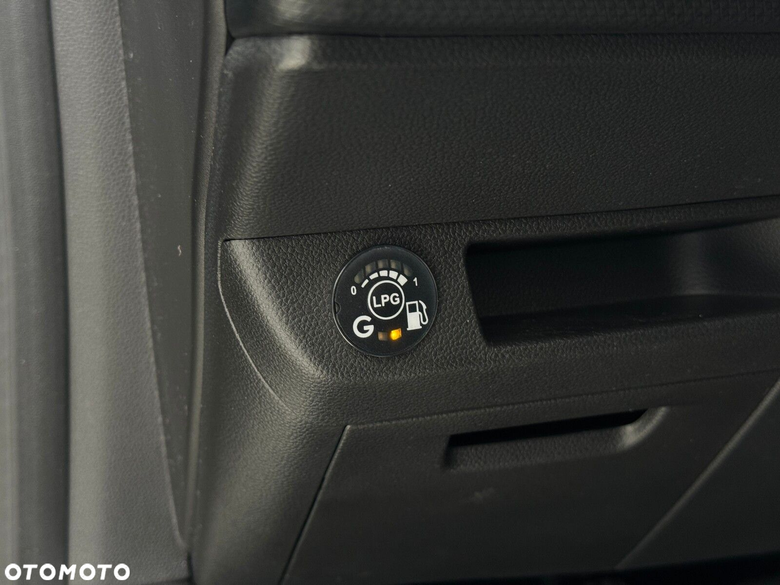 Renault Clio - 22