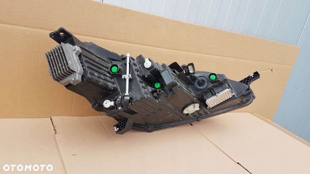 lampa przód lewa maxus euniq 5 full led - 13