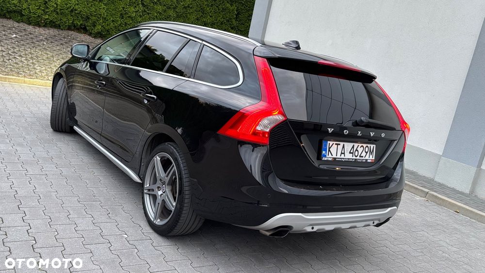 Volvo V60 T5 Summum - 5