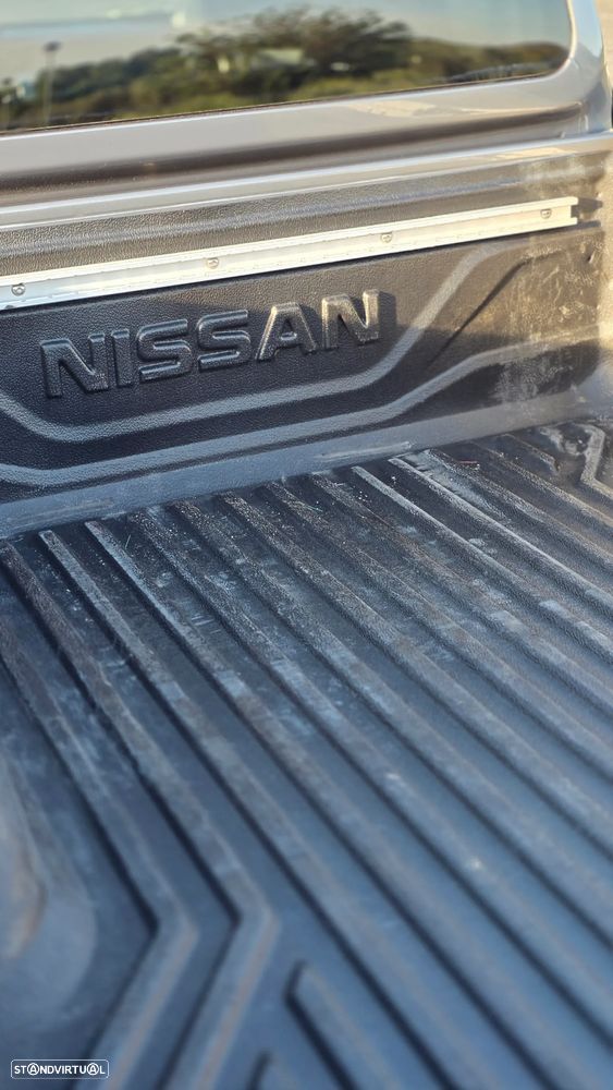 Nissan Navara 2.3 dCi CD 4WD Tekna - 34