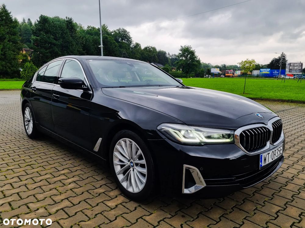 BMW Seria 5 520i Luxury Line sport - 28