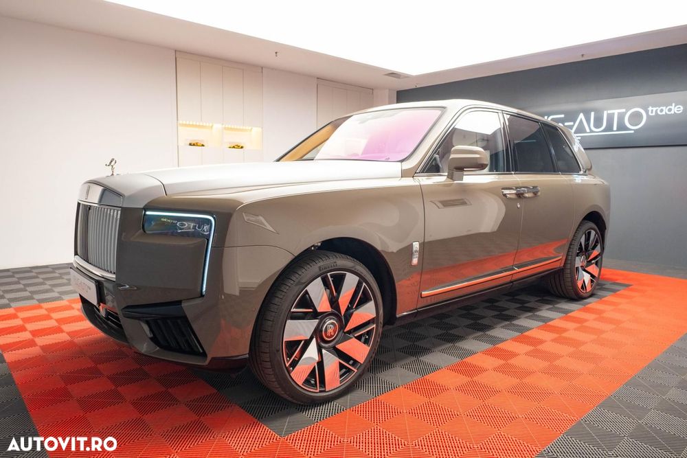 Rolls-Royce Cullinan - 5
