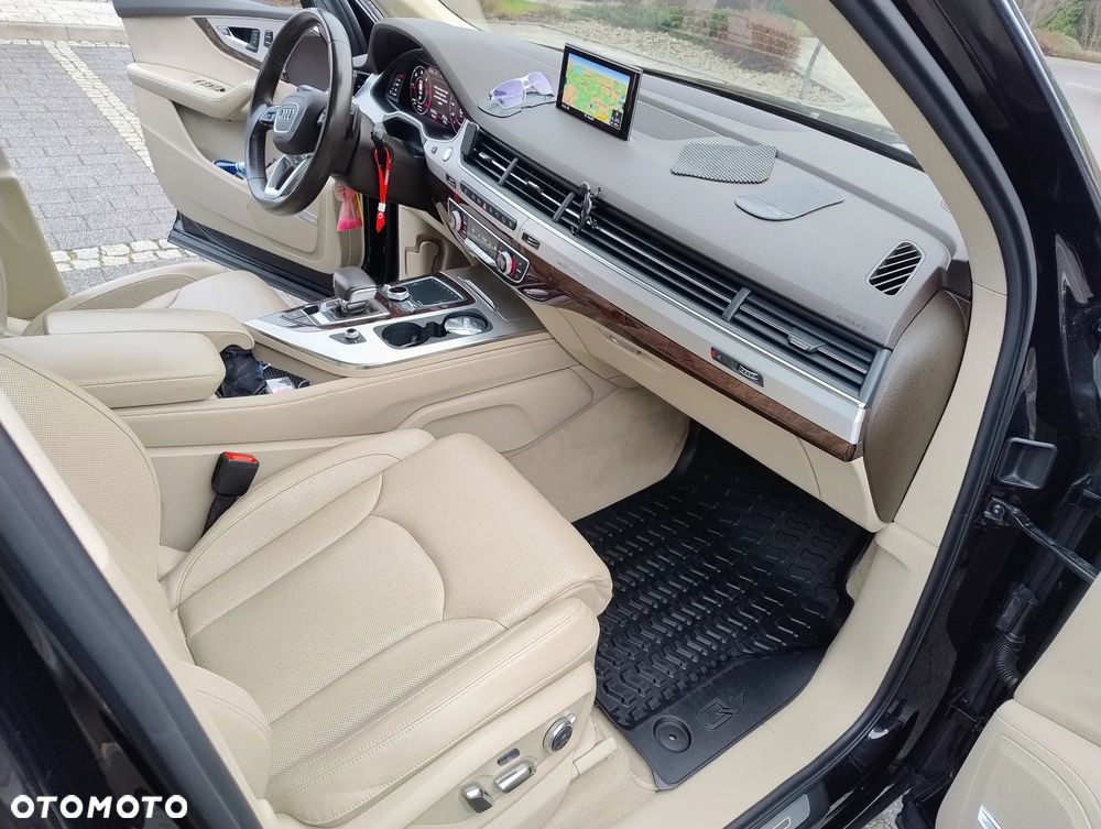 Audi Q7 - 21