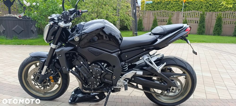 Yamaha FZ - 2