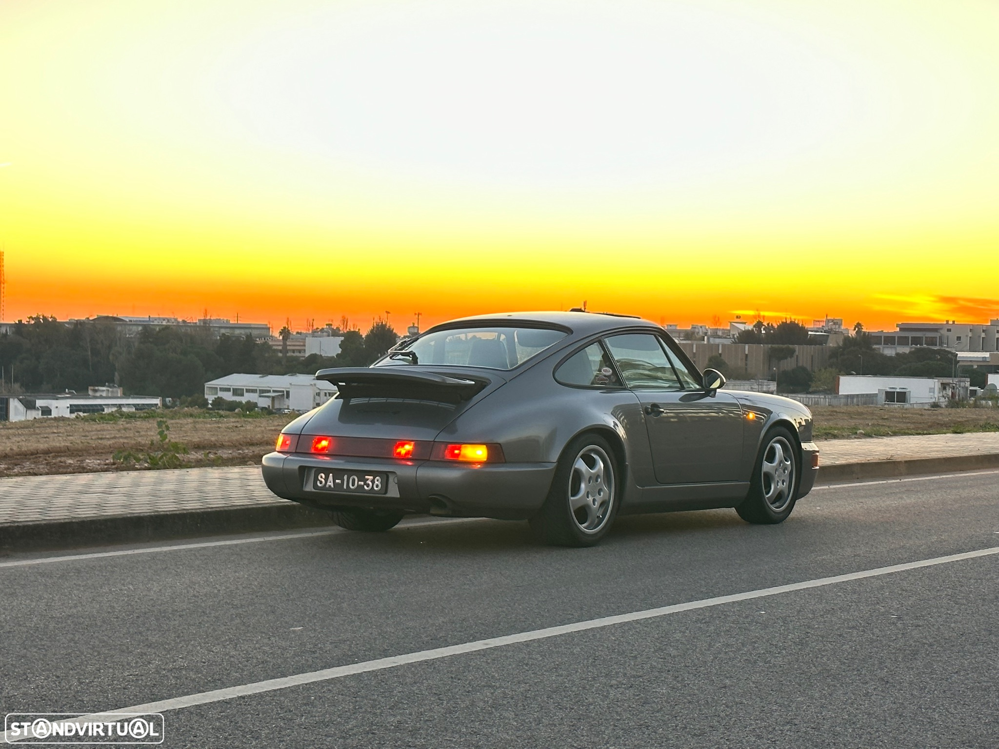 Porsche 911 (964) Coupé 3.6 Carrera 4 - 9