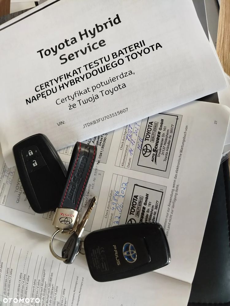 Toyota Prius Hybrid - 31