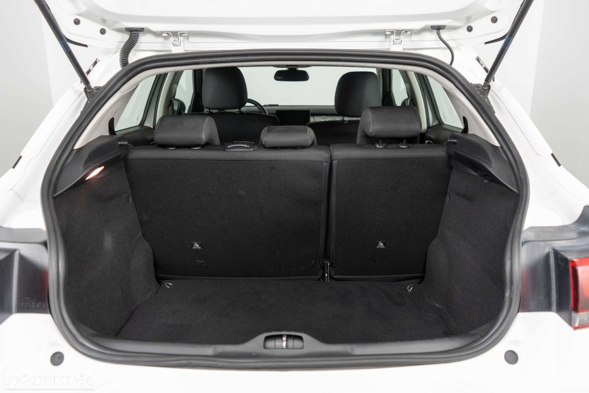 Citroën C4 Cactus 1.2 PureTech Feel Business EAT6 - 13
