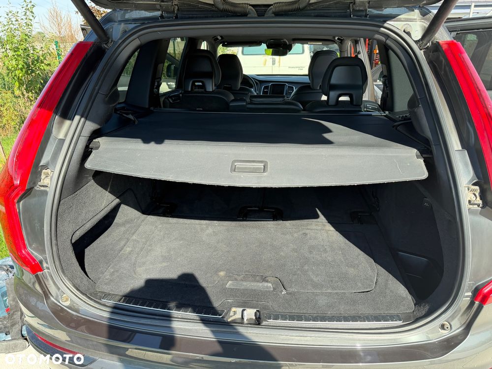 Volvo XC 90 - 13