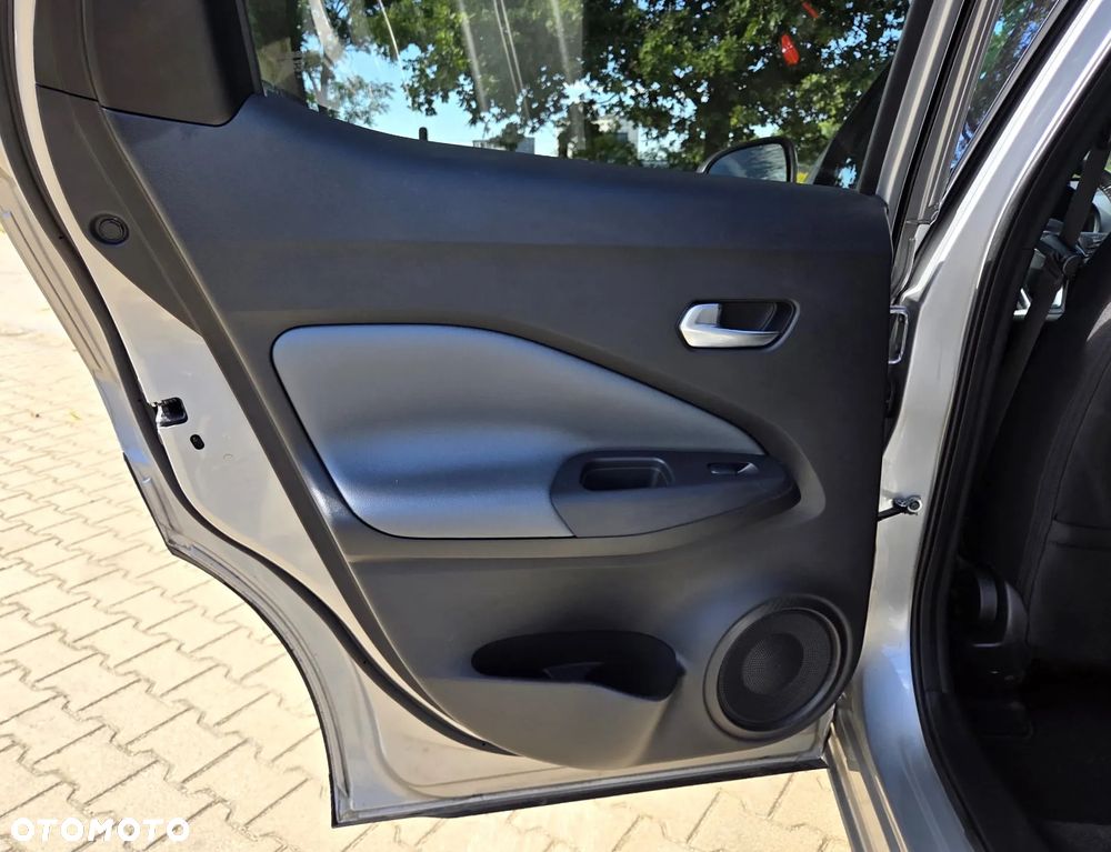 Nissan Juke 1.0 DIG-T N-Connecta - 35
