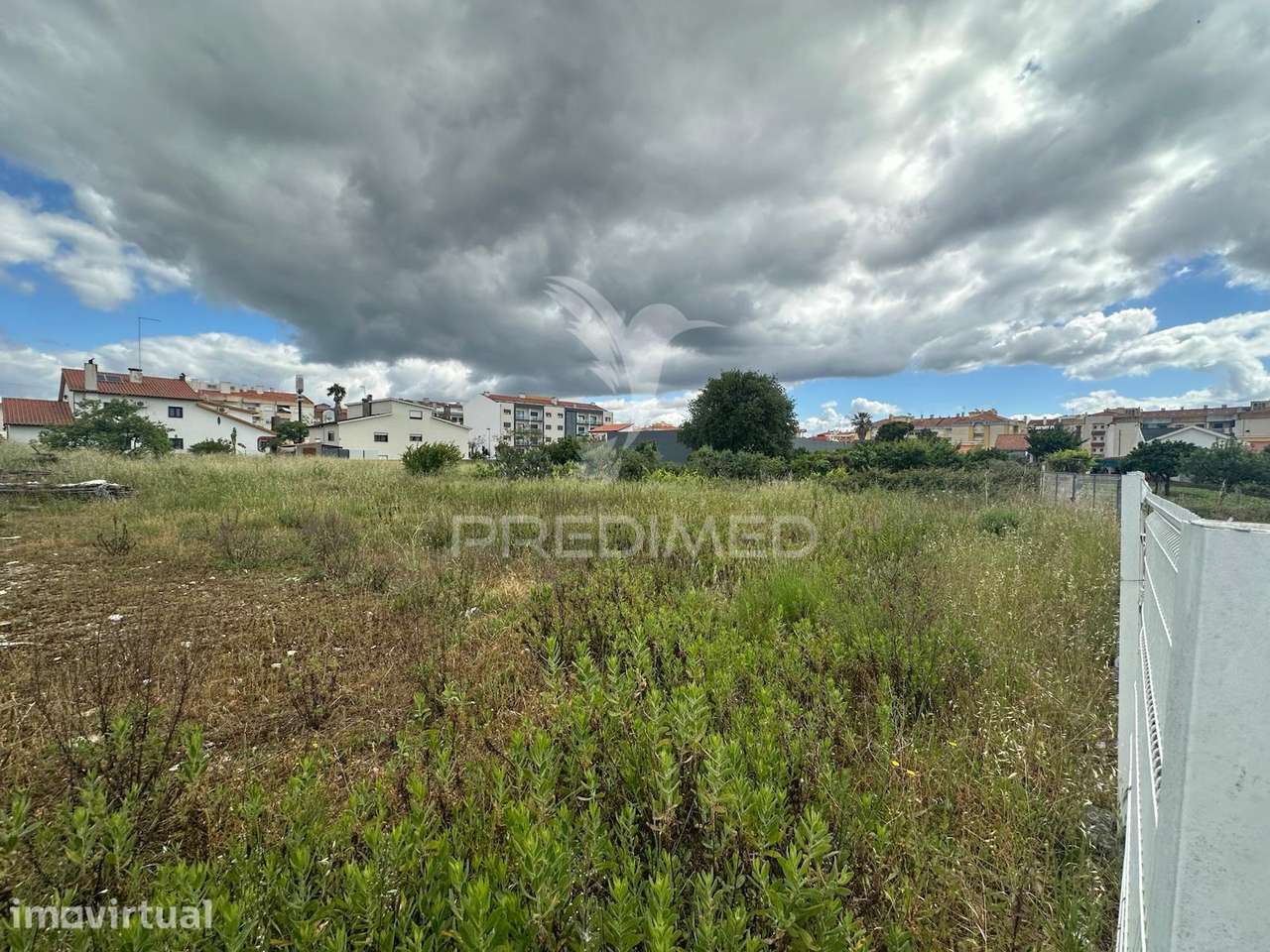TERRENO URBANO PARA CONSTRUÇÃO/ENTRONCAMENTO - Grande imagem: 4/12