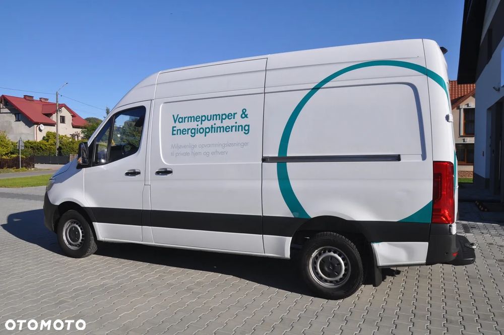 Mercedes-Benz SPRINTER 317 - 18