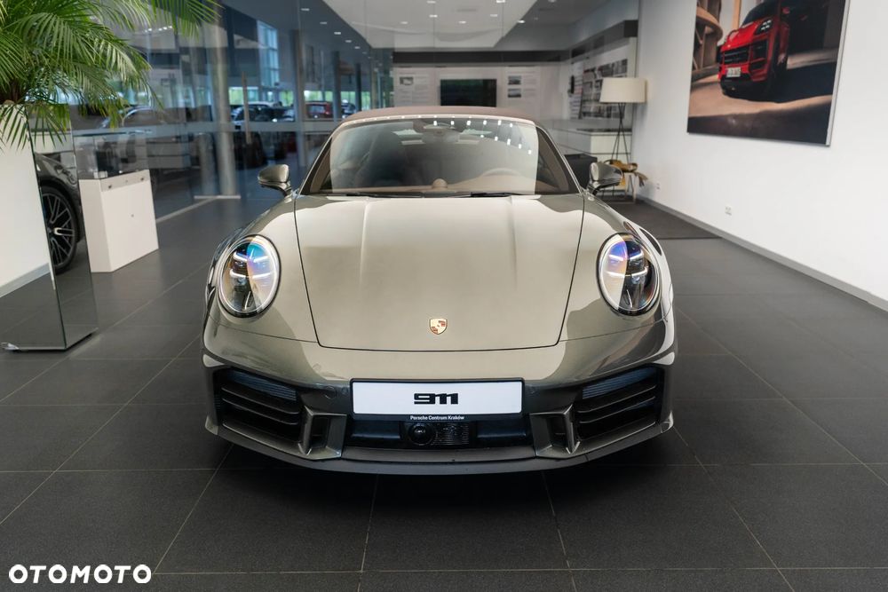Porsche 911 Carrera 4S - 5