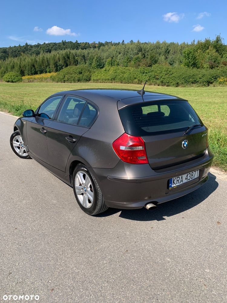 BMW Seria 1 118d - 11