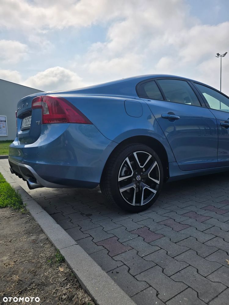 Volvo S60 T5 Drive-E R-Design Momentum - 19