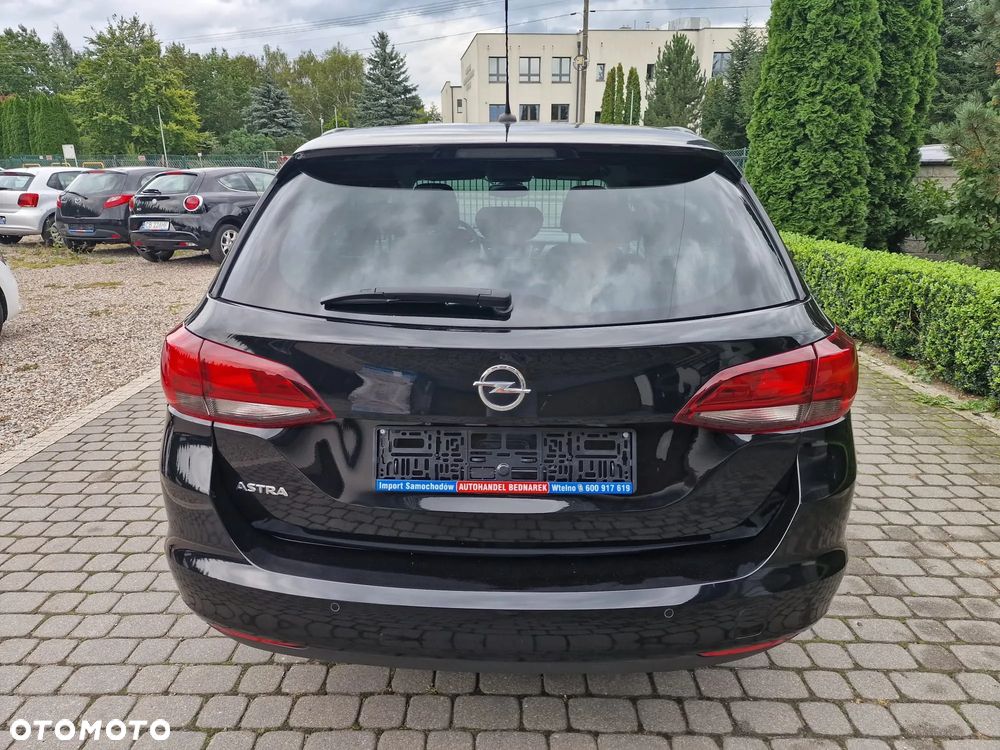Opel Astra 1.4 Turbo 120 Jahre - 7