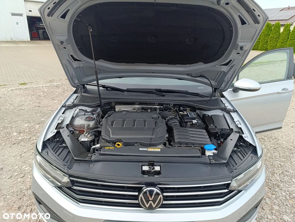Volkswagen Passat 2.0 TDI EVO Business - 24