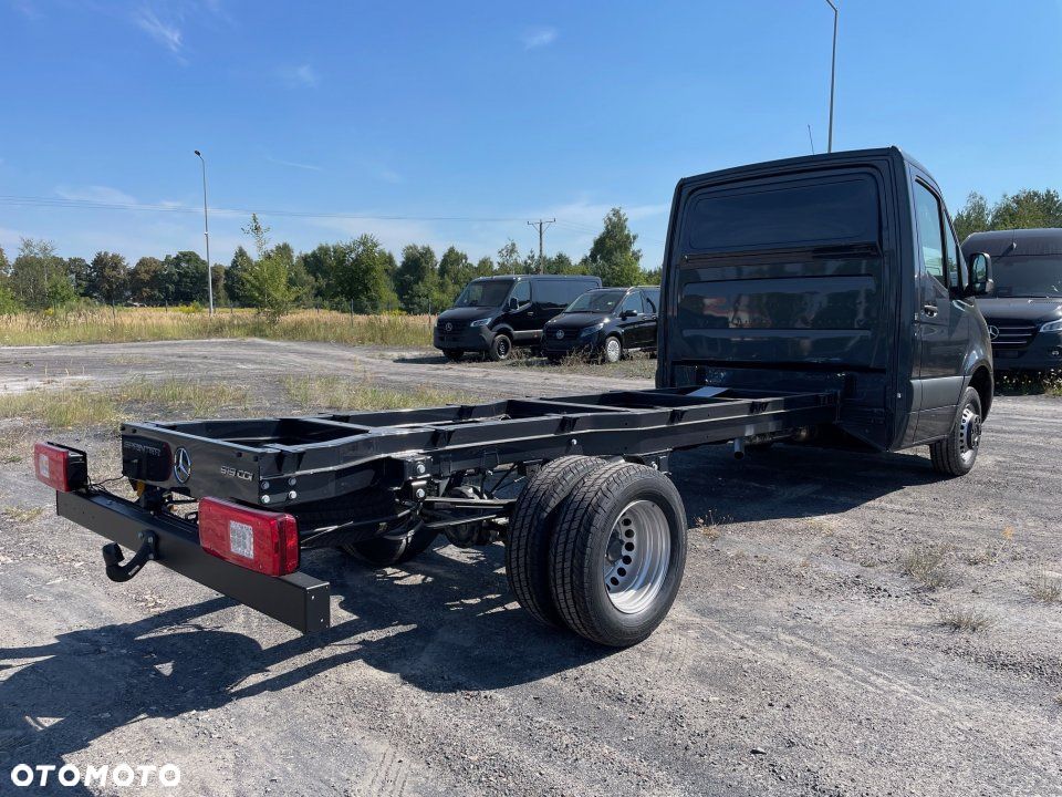 Mercedes-Benz Sprinter - 3