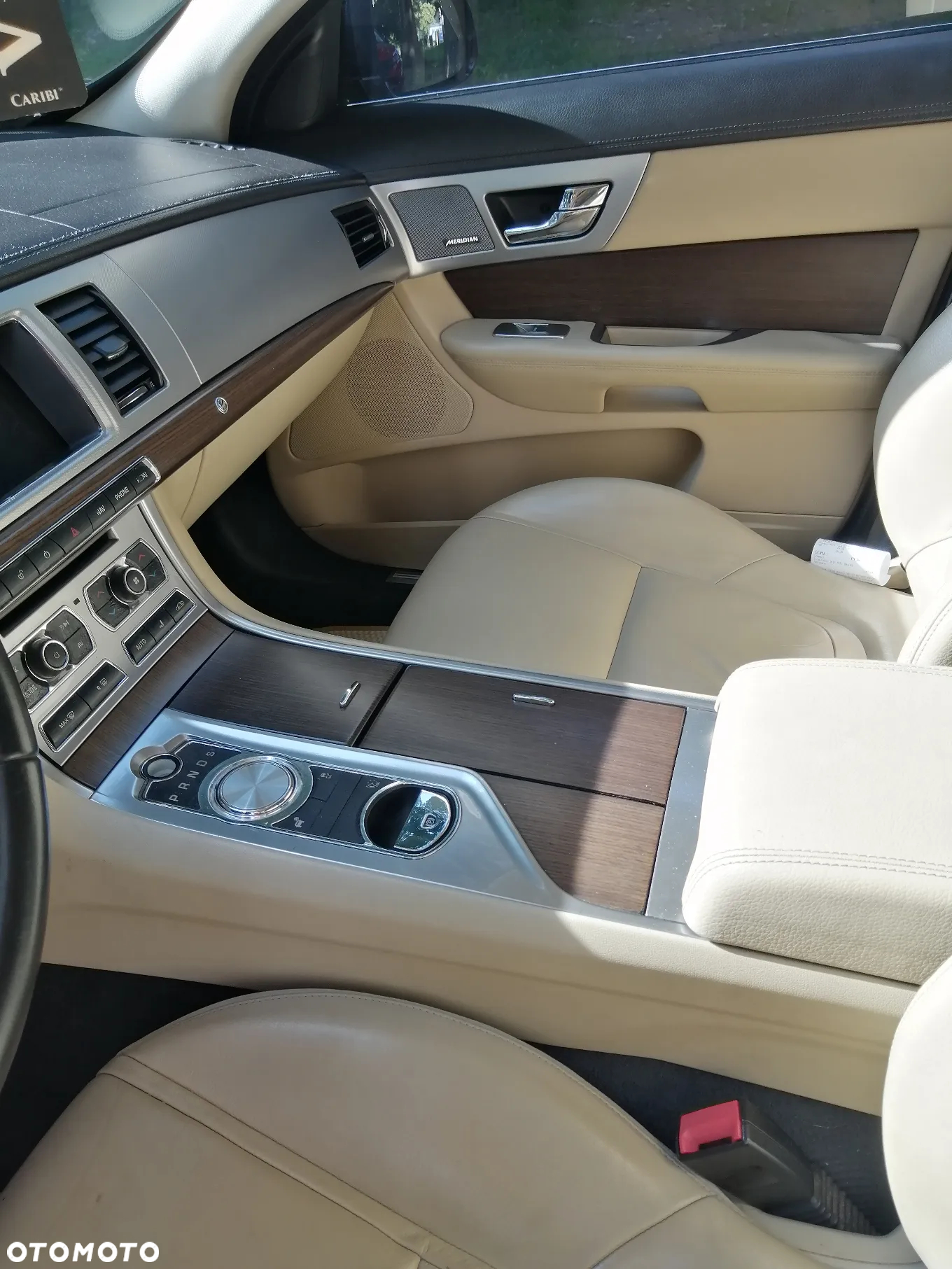 Jaguar XF 2.0 T Premium Luxury - 14
