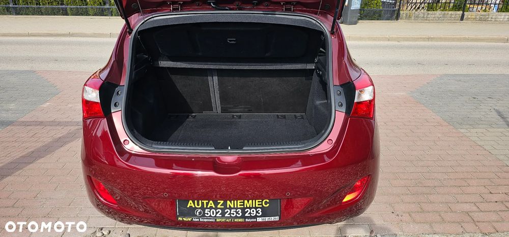 Hyundai i30 1.4 Select - 21