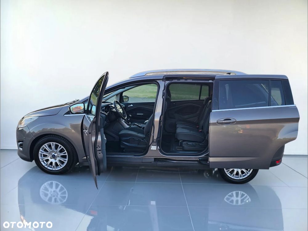 Ford Grand C-MAX 2.0 TDCi Titanium - 34