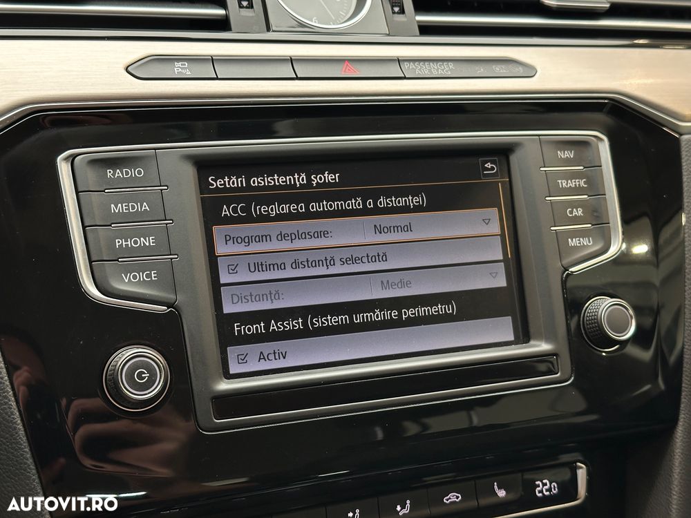 Volkswagen Passat 2.0 TDI DSG (BlueMotion Technology) Highline - 19
