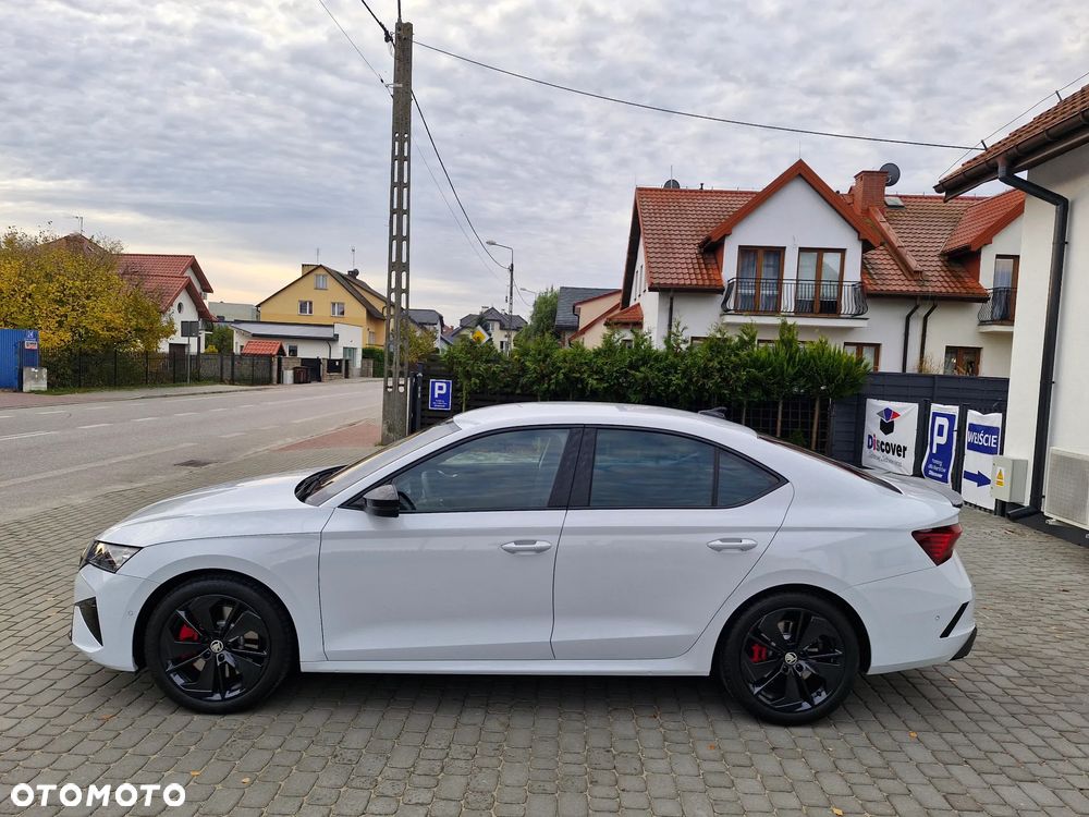 Skoda Octavia 2.0 TSI RS DSG - 11