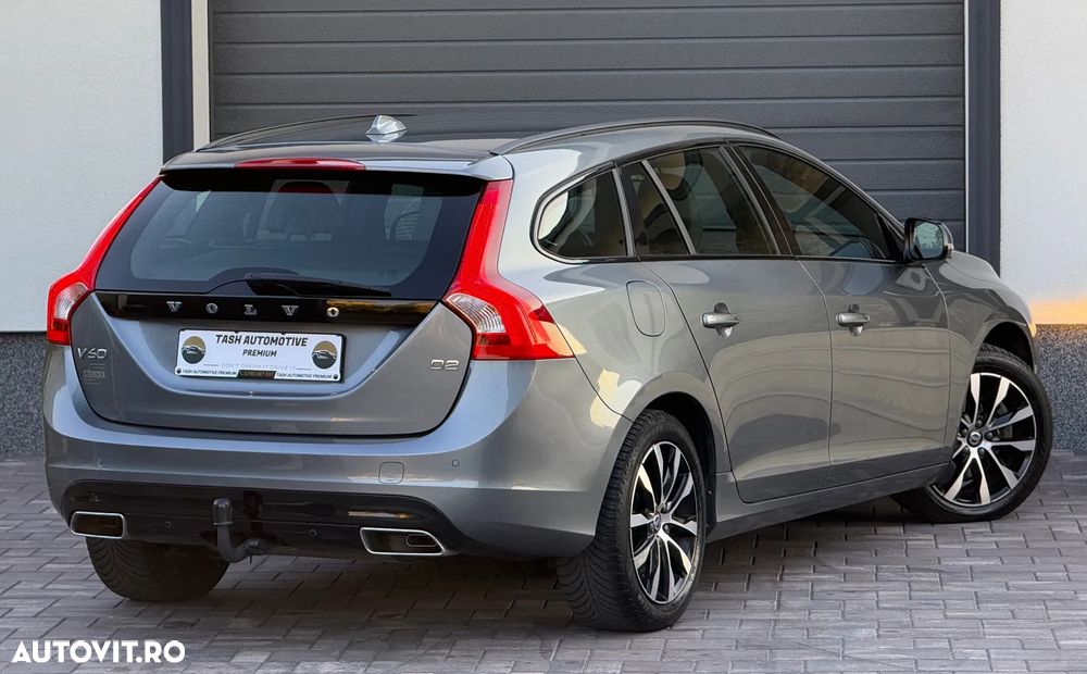 Volvo V60 D2 DRIVe Momentum - 6