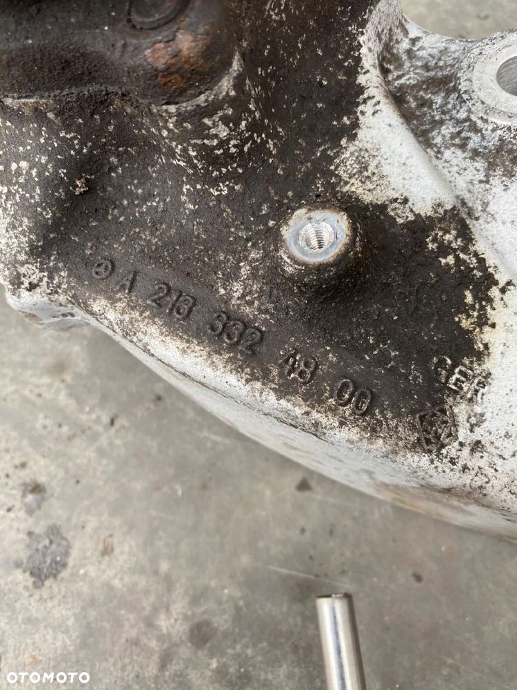 Zwrotnica wahacz PIASTA PRAWY PRZÓD Mercedes W213 A2133324800 E-KLASA - 7