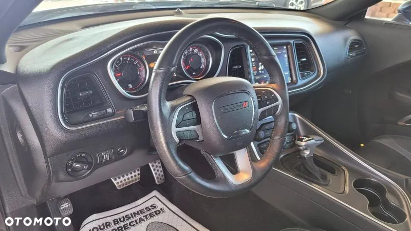 Dodge Challenger 5.7 R/T - 15