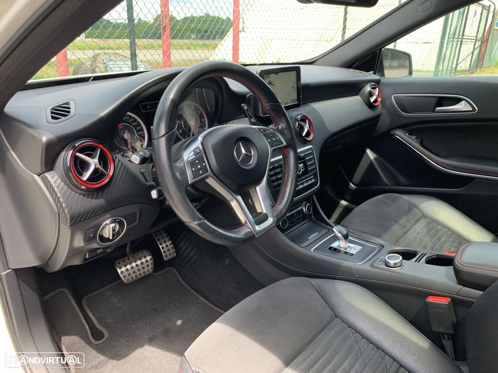 Mercedes-Benz A 45 AMG 4-Matic - 9