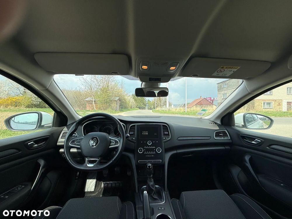 Renault Megane 1.5 Blue dCi Intens - 10