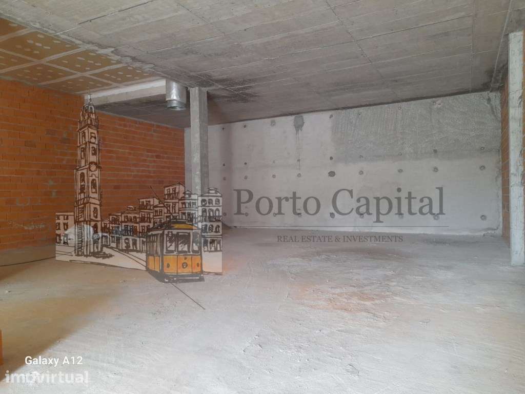 EXCELENTE LOJA COM 205 M2 EM MATOSINHOS JUNTO AO METRO PARA QUALQUE... - Grande imagem: 4/20