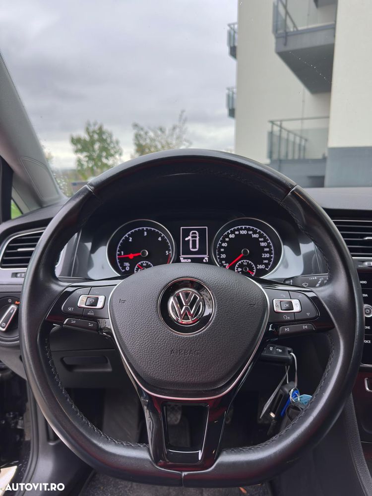 Volkswagen Golf 1.6 TDI SCR Comfortline - 11