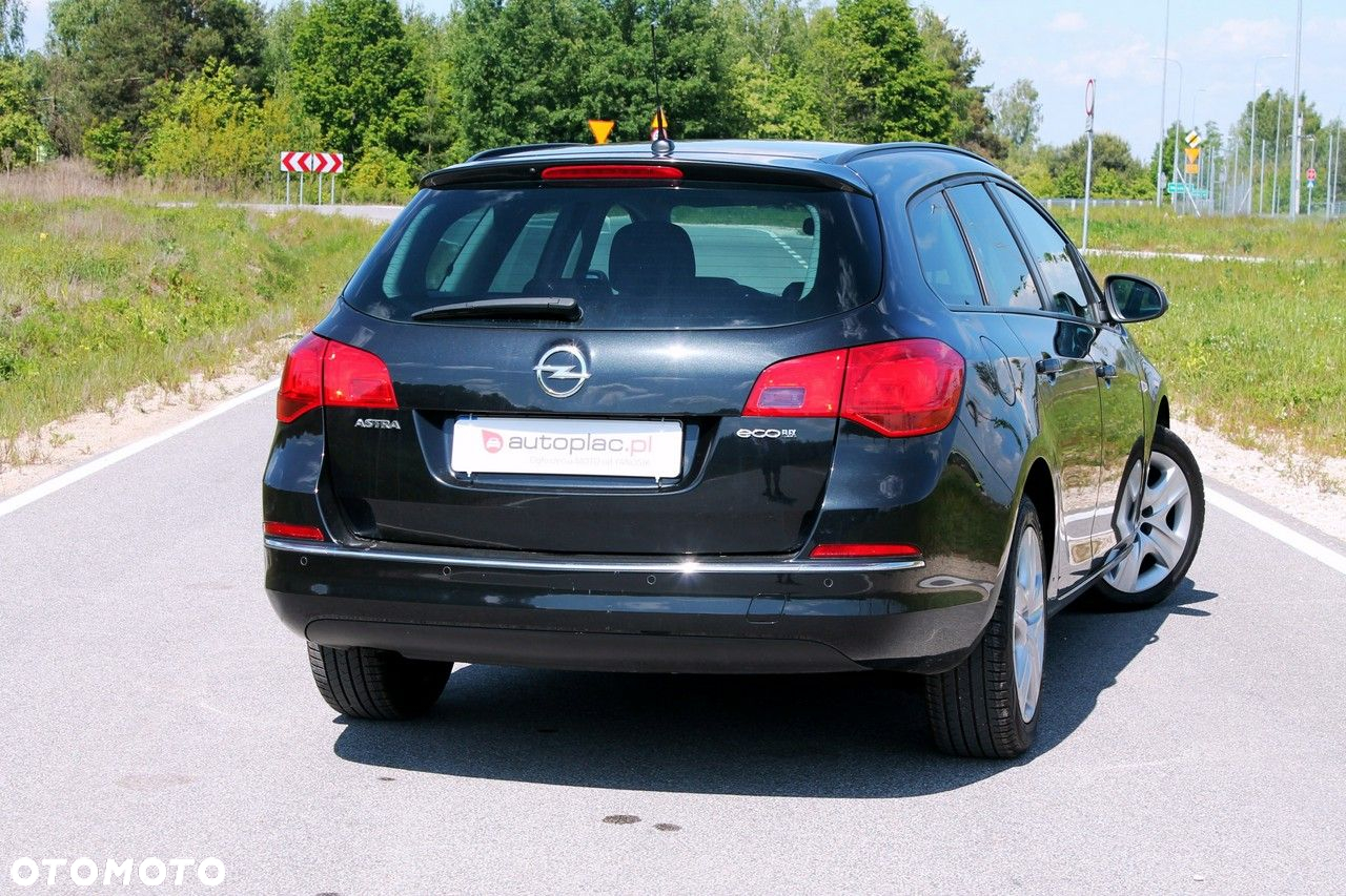 Opel Astra 1.4 Turbo Sports Tourer Design Edition - 14