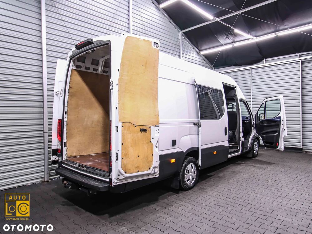 Iveco DAILY 35S15 BRYGADÓWKA 7 OSÓB - 4