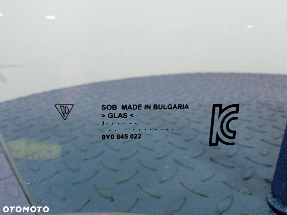 PORSCHE CAYENNE III 9Y SZYBA DRZWI PRZÓD PRAWA 17R 9Y0845022 - 2