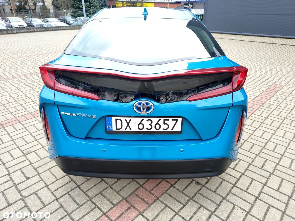 Toyota Prius (Hybrid) Comfort - 6