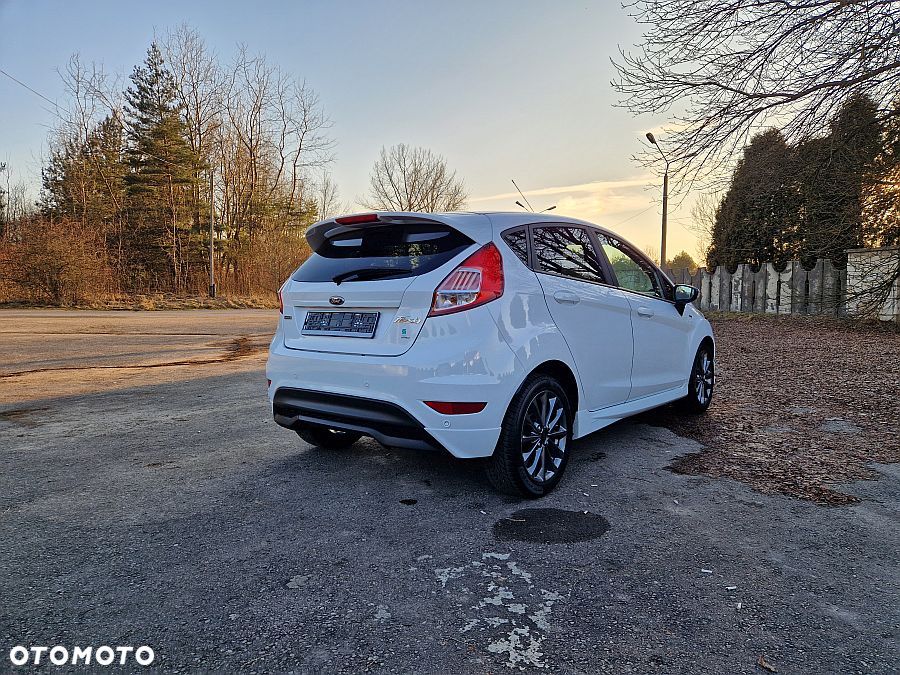 Ford Fiesta 1.0 EcoBoost S&S ST-LINE - 25