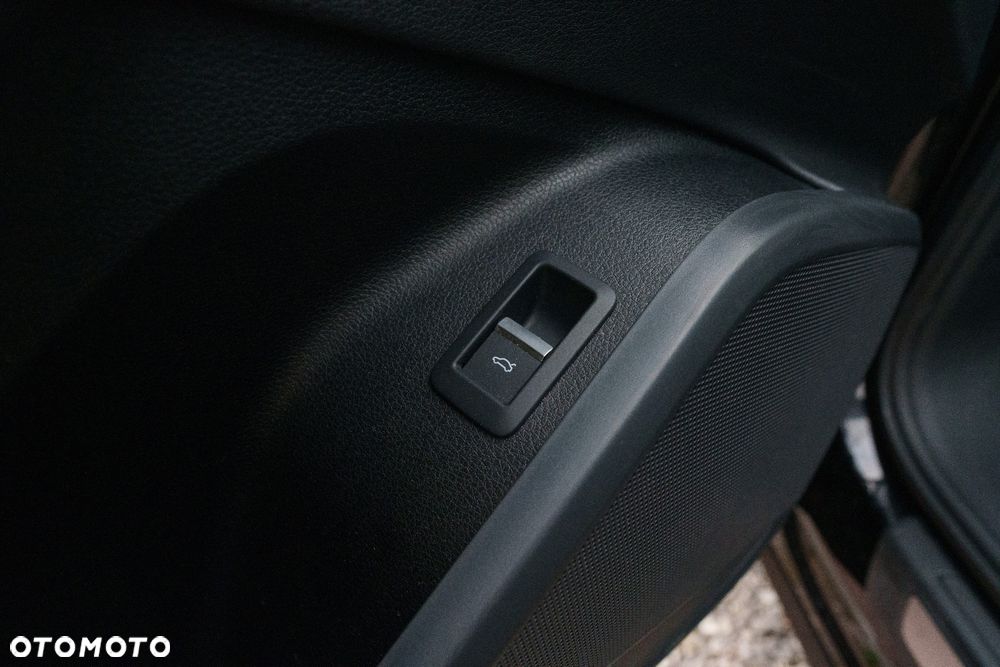 Audi Q5 40 TDI Quattro S tronic design - 13
